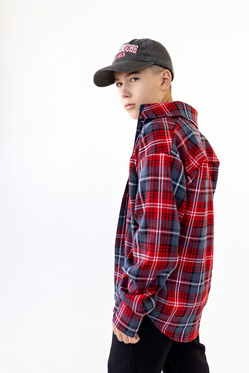 Оверсайз сорочка в клітинку для хлопчиків червоного кольору