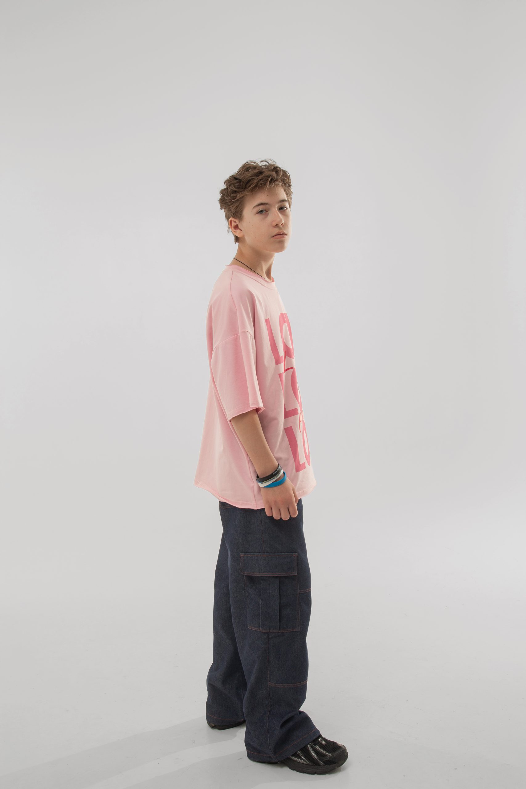 Футболка для хлопчиків з принтом рожева oversized